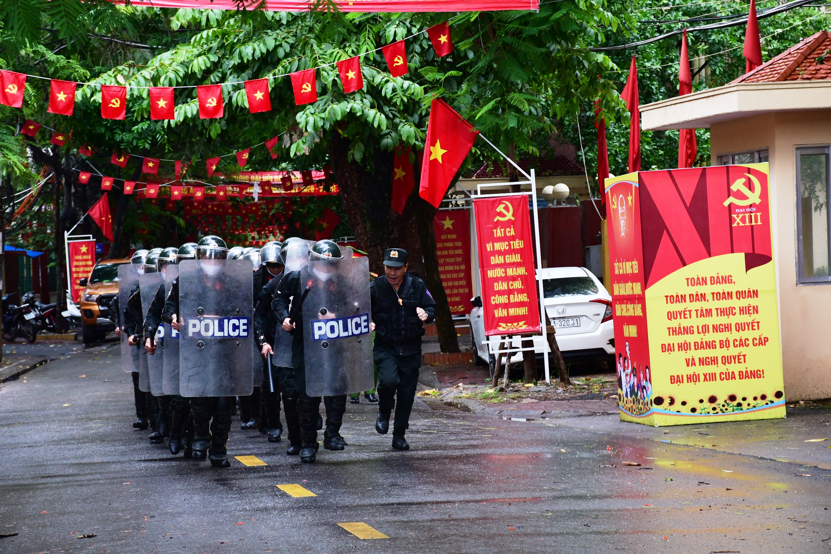 Phòng Cảnh sát cơ động: Điều động trên 3 nghìn lượt CBCS tuần tra kiểm soát